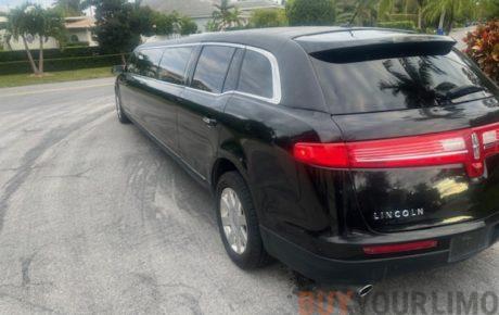 Lincoln MKT  '2013